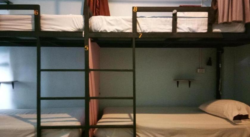 The 25 Hostel Hat Yai Exterior photo