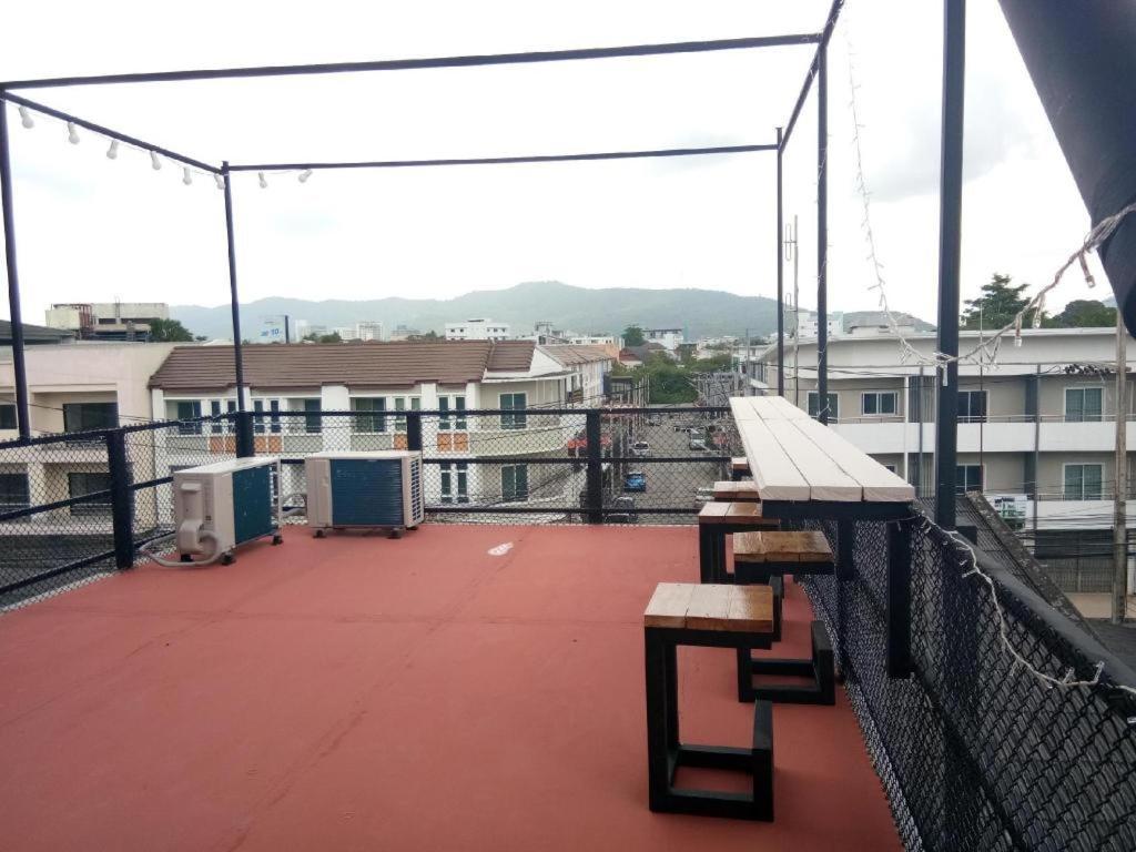 The 25 Hostel Hat Yai Exterior photo